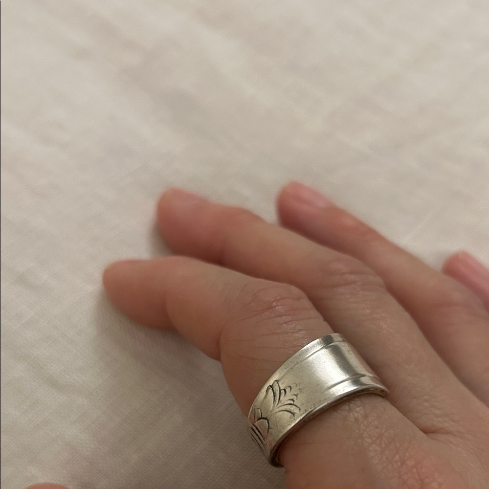 Silver Floral Engraved Band Ring
